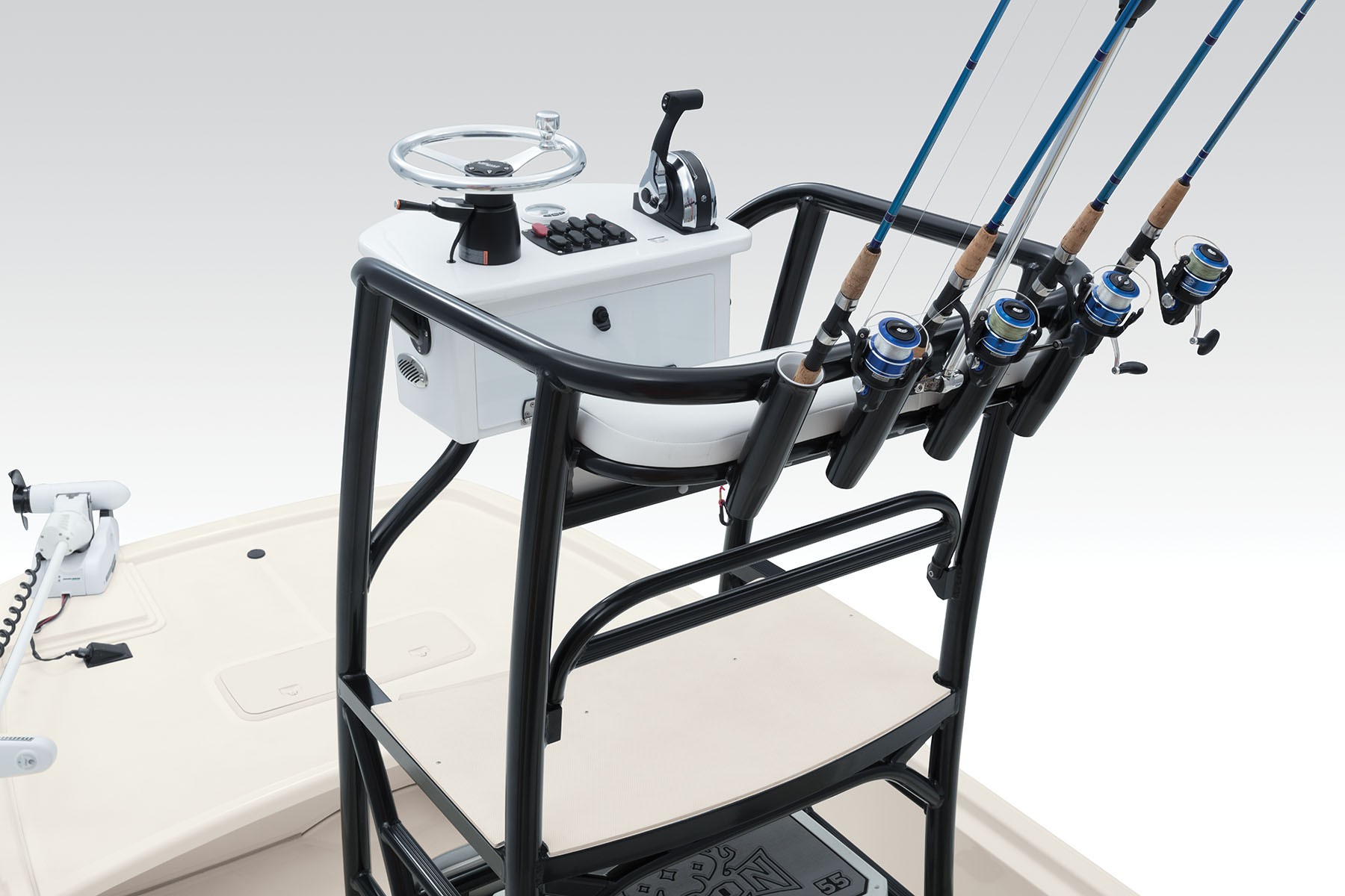 Pro Skiff 19 CC Top Drive MAKO Skiff