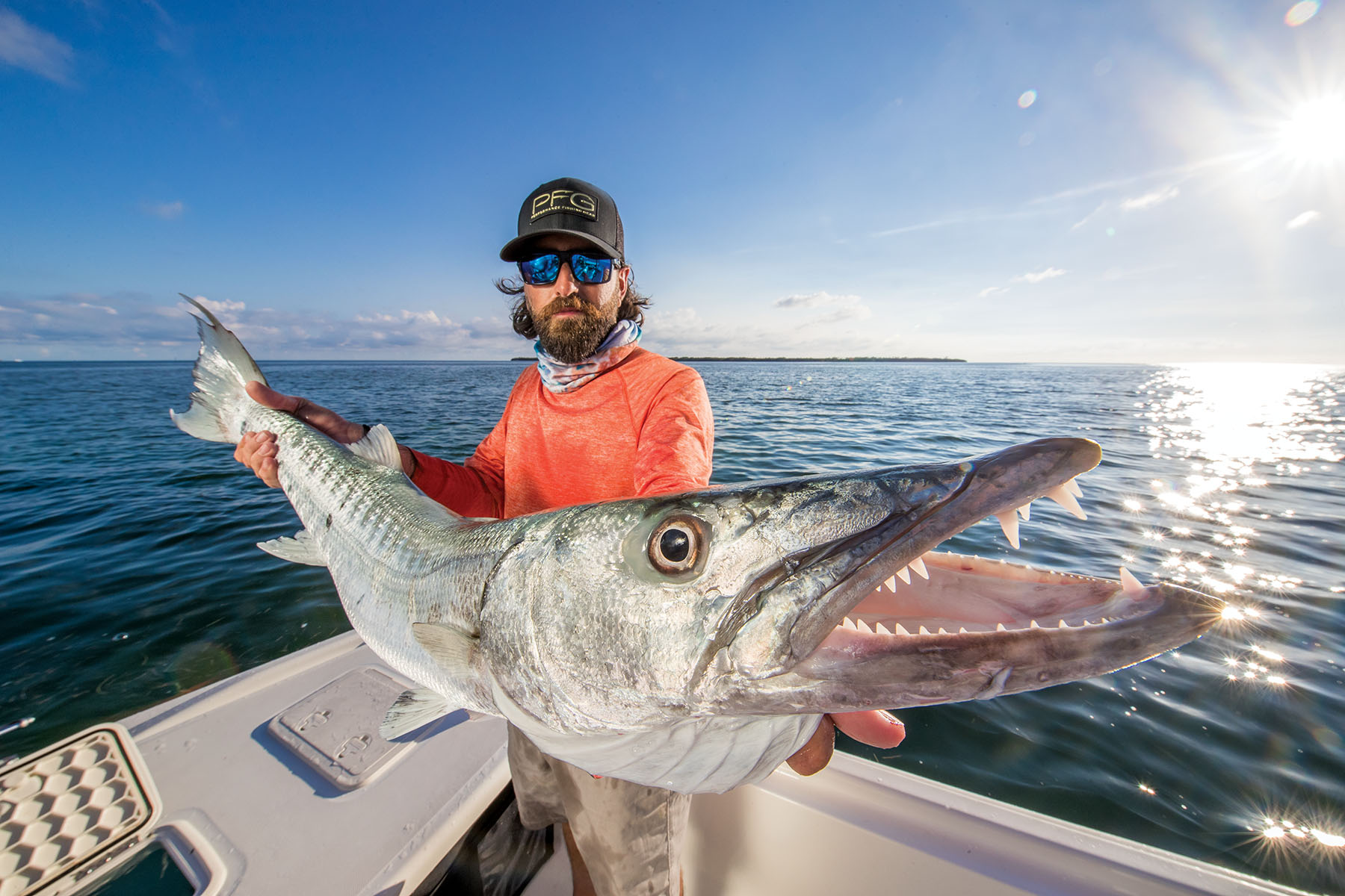 MAKO Saltwater Fishing Boats - Offshore and Skiff Center Consoles