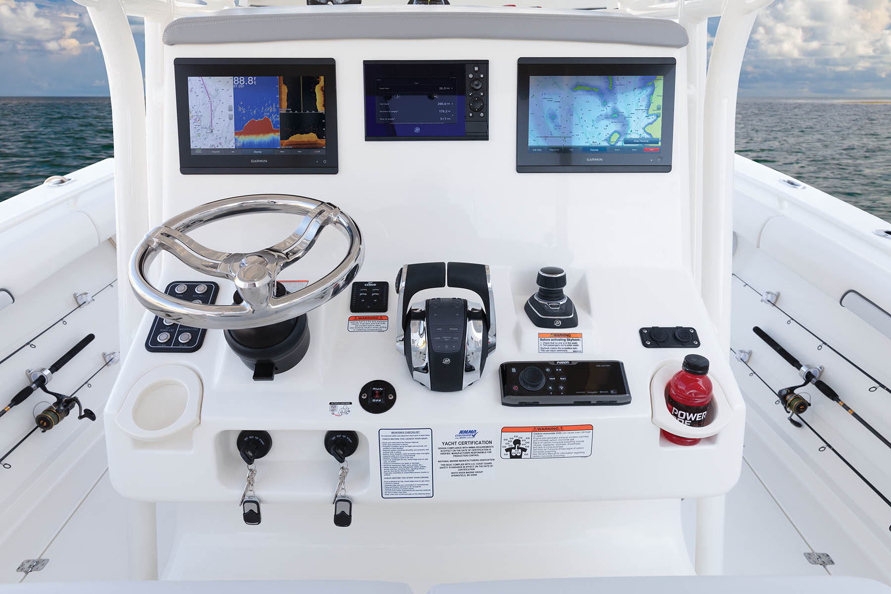 334 CC - MAKO Offshore Center Console Boat